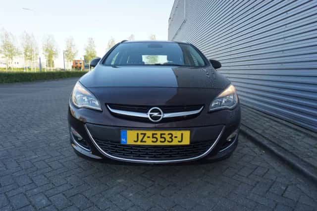 Opel Astra (2015) thumbnail 6