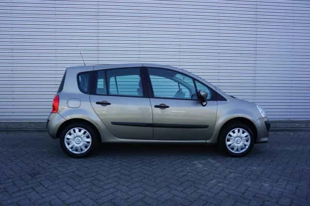 Renault Grand Modus (2008) thumbnail 4