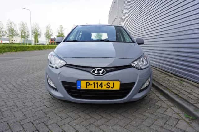 Hyundai i20 (2014) thumbnail 6