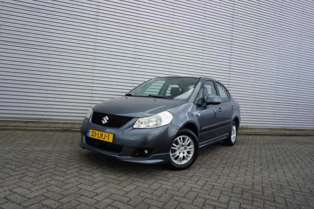 Suzuki SX4 (2010) thumbnail 1