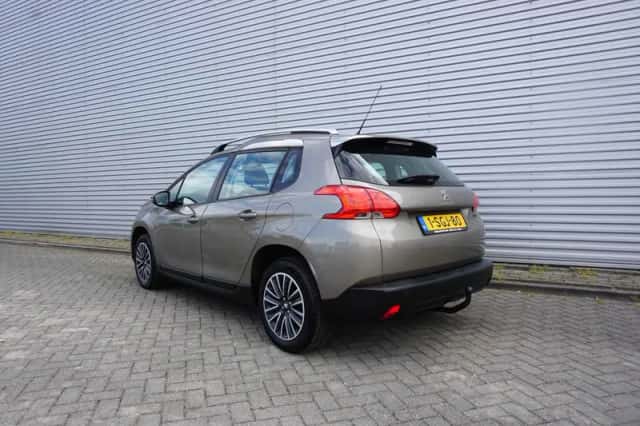 Peugeot 2008 (2013) thumbnail 3