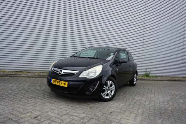Opel Corsa (2011) thumbnail 1