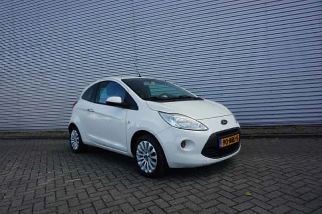 Ford Ka (2010) thumbnail 2