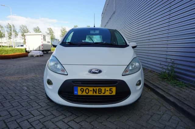 Ford Ka (2010) thumbnail 6