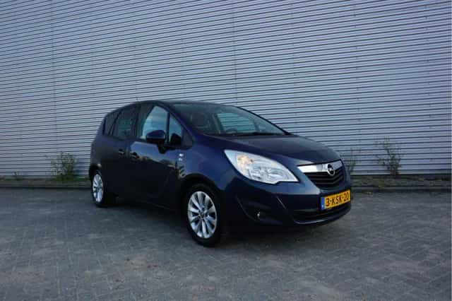 Opel Meriva (2012) thumbnail 2