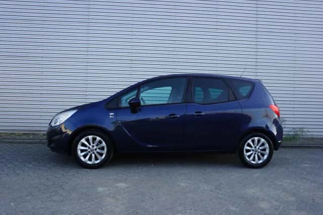 Opel Meriva (2012) thumbnail 4
