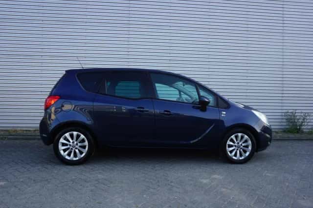 Opel Meriva (2012) thumbnail 5