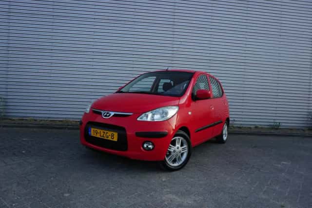 Hyundai i10 (2010) thumbnail 1