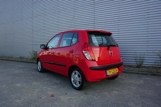 Hyundai i10 (2010) thumbnail 3