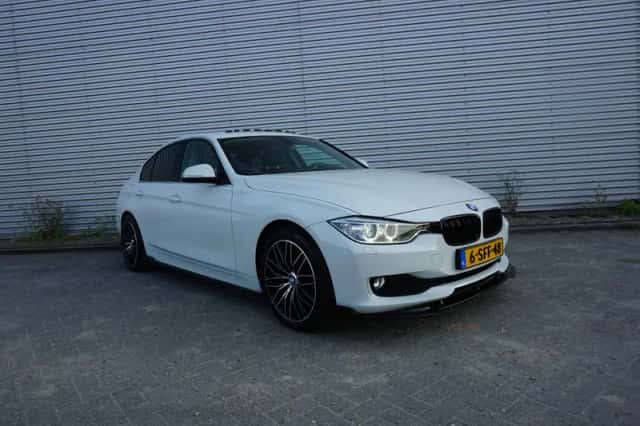 BMW 3-Serie (2013) thumbnail 2
