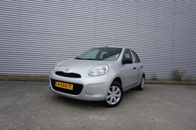 Nissan Micra (2013) thumbnail 1