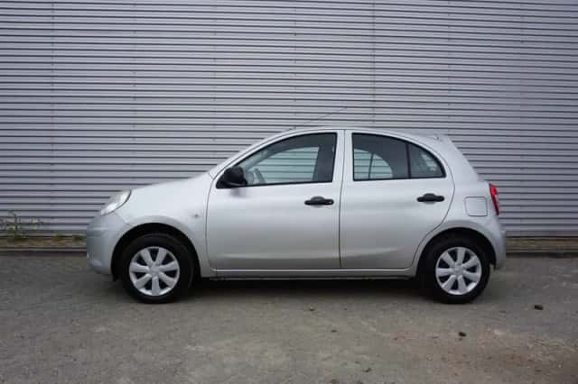 Nissan Micra (2013) thumbnail 4
