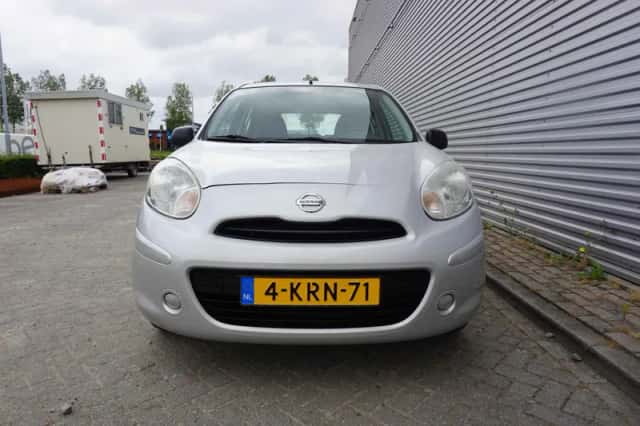 Nissan Micra (2013) thumbnail 6