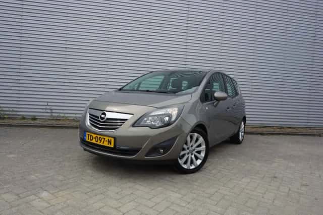 Opel Meriva (2011) thumbnail 1