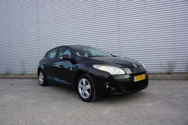 Renault Mégane (2009) thumbnail 2