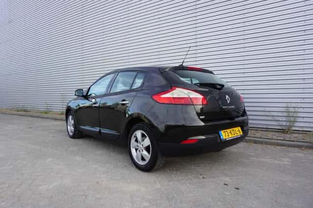 Renault Mégane (2009) thumbnail 3