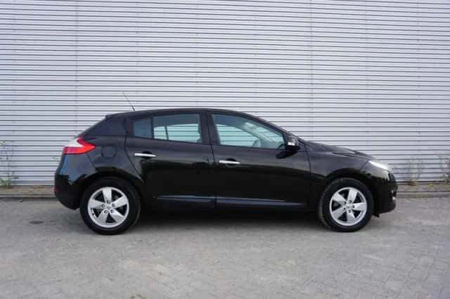 Renault Mégane (2009) thumbnail 5