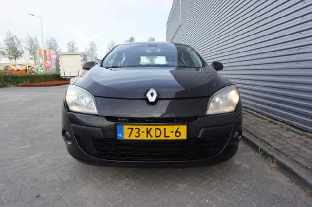 Renault Mégane (2009) thumbnail 6