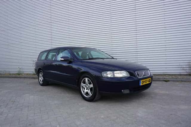 Volvo V70 (2007) thumbnail 2