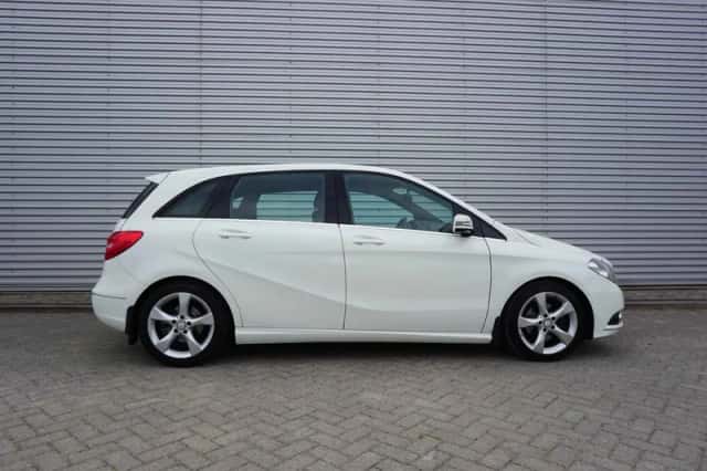 Mercedes-Benz B-Klasse (2013) thumbnail 5