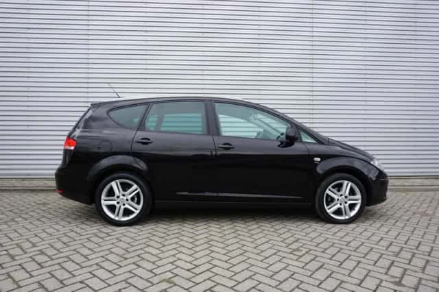 SEAT Altea XL (2010) thumbnail 5