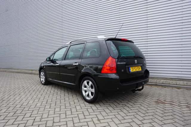 Peugeot 307 (2006) thumbnail 3