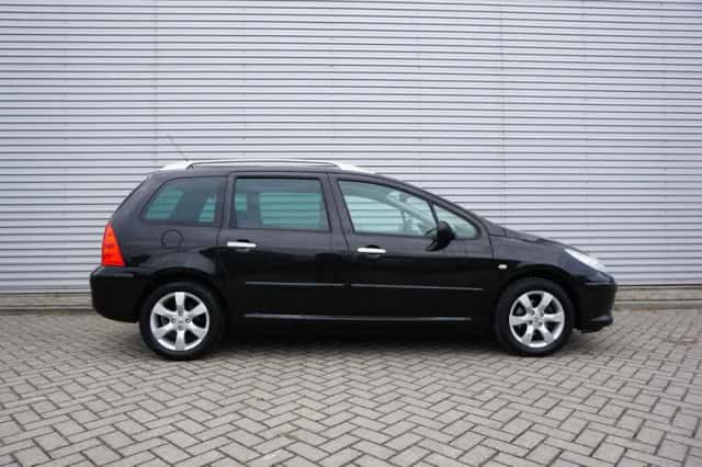 Peugeot 307 (2006) thumbnail 5