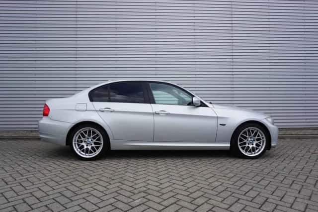 BMW 3-Serie (2010) thumbnail 4