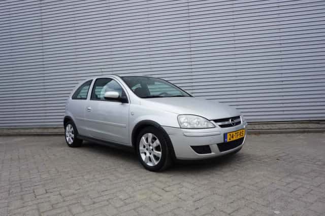 Opel Corsa (2006) thumbnail 2