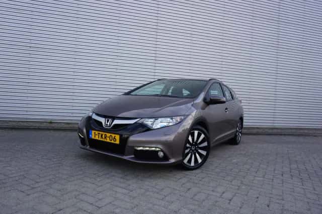 Honda Civic (2014) thumbnail 1