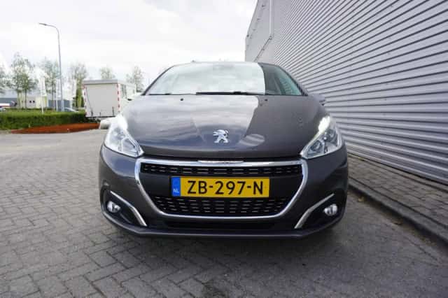 Peugeot 208 (2019) thumbnail 6