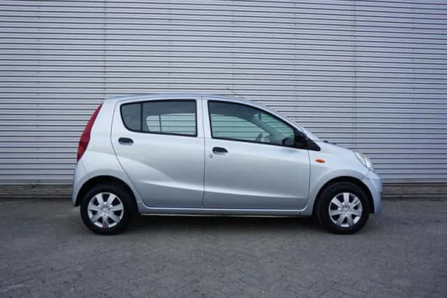 Daihatsu Cuore (2009) thumbnail 5