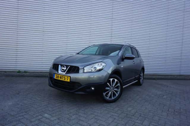 Nissan Qashqai (2010) thumbnail 1