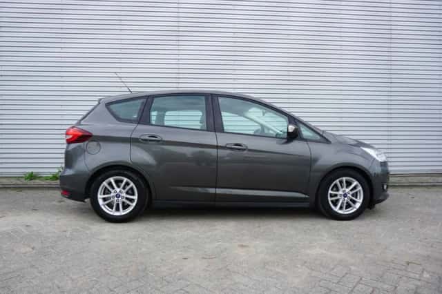 Ford C-Max (2016) thumbnail 5