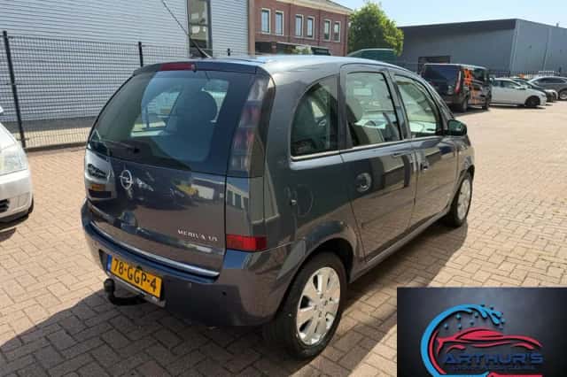 Opel Meriva (2008) thumbnail 4