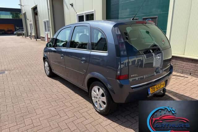 Opel Meriva (2008) thumbnail 5