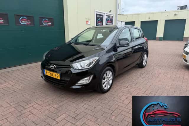 Hyundai i20 (2014) thumbnail 1