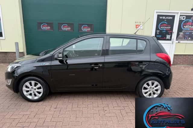 Hyundai i20 (2014) thumbnail 6