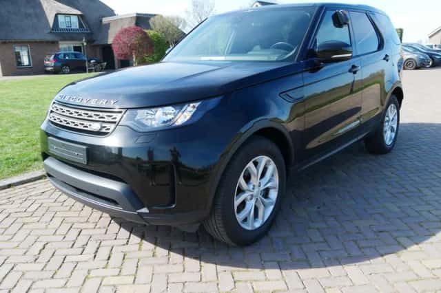 Land Rover Discovery (2018) thumbnail 4