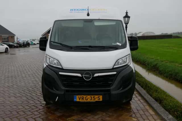 Opel Movano (2022) thumbnail 3