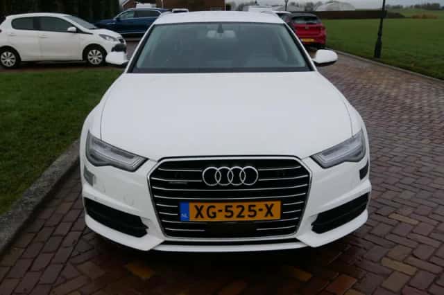 Audi A6 (2018) thumbnail 3