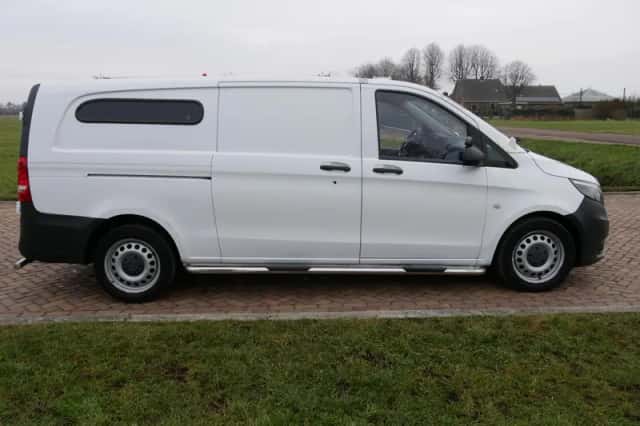 Mercedes-Benz Vito (2019) thumbnail 6