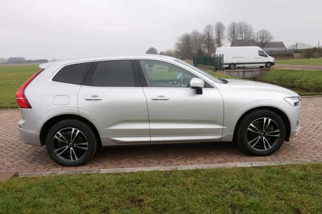 Volvo XC60 (2020) thumbnail 6
