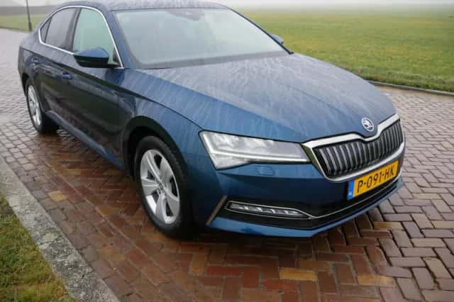 Škoda Superb (2022) thumbnail 1