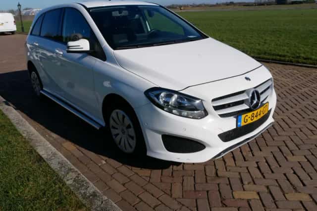 Mercedes-Benz B-Klasse (2020) thumbnail 1