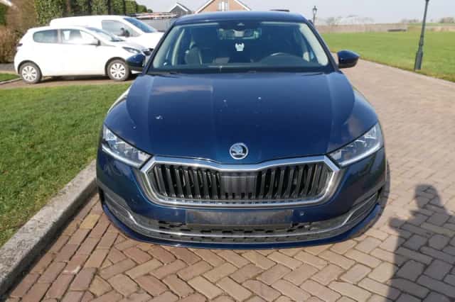 Škoda Octavia (2020) thumbnail 3
