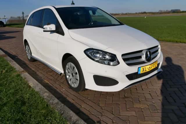 Mercedes-Benz B-Klasse (2019) thumbnail 1