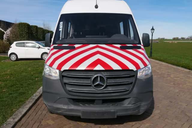 Mercedes-Benz Sprinter (2019) thumbnail 3