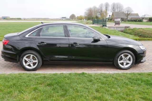 Audi A4 (2021) thumbnail 6