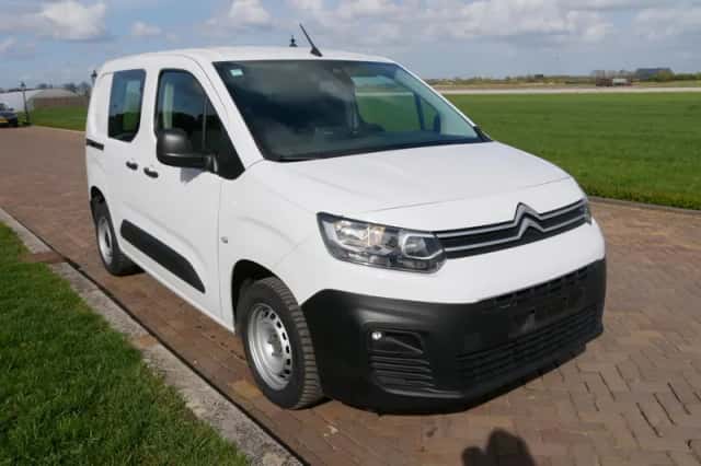 Citroën Berlingo (2023) thumbnail 1